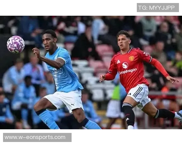 曼联小将谢伊莱西受邀英格兰队训练课展现潜力与成长 曼联小将谢伊莱西受邀英格兰队训练课展现潜力与成长