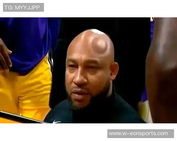 里夫斯回忆浓眉被交易时的反应称以为是玩笑话