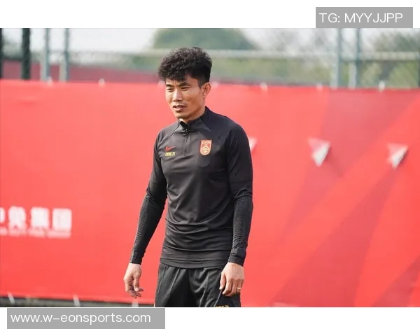 国足新任主帅将由高层决策足协专家团队成员包括傅博与王宝山