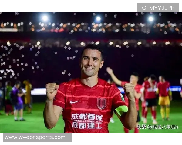 主力阵容出击亚冠蓉城迎战广岛韦世豪罗慕洛周定洋首发出场