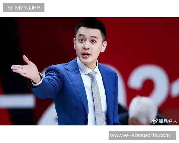 杨鸣被驱逐引发媒体热议其高昂斗志与潜在惩罚成焦点 杨鸣被驱逐引发媒体热议其高昂斗志与潜在惩罚成焦点