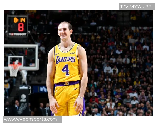 詹姆斯称赞卡鲁索：每支球队都需一位懂得成功与逆境的平稳者