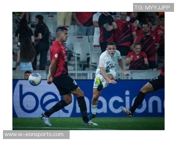 克鲁塞罗中卫布鲁诺入选巴西国家队引发热议上轮联赛刚染红遭争议