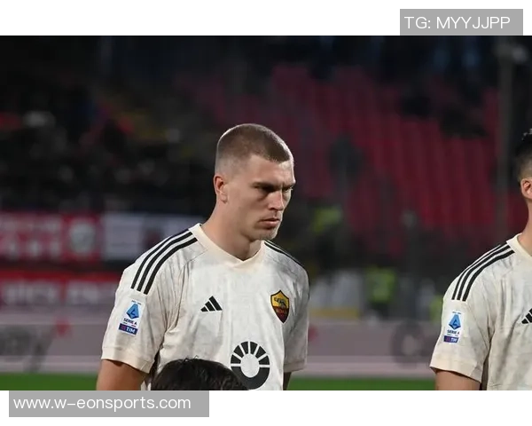 莱万恢复训练状态费兰积极合练克里斯滕森缺席今日训练情况分析